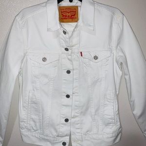Jacket LEVIS size S withe color